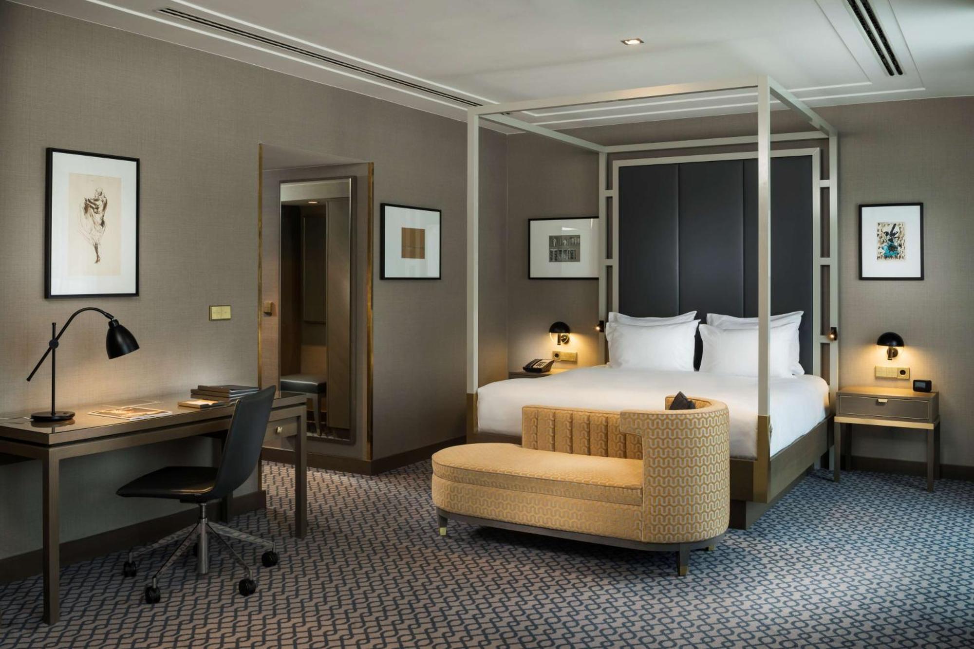 Hotel Hilton Vienna Plaza Esterno foto