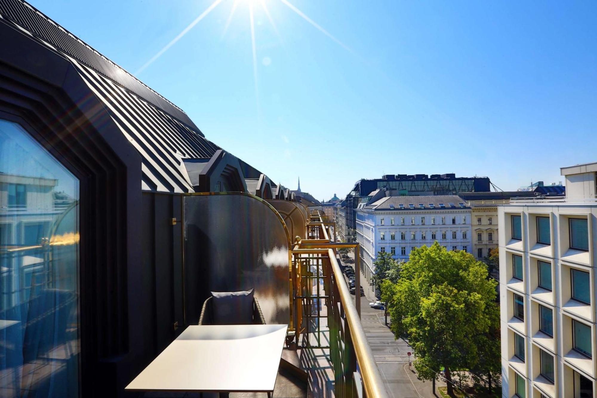 Hotel Hilton Vienna Plaza Esterno foto